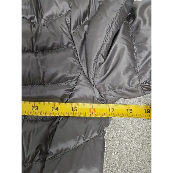 Uniqlo Ultra Light Down Compact Quilted Jacket Snap Button Gray Women’s Size S - Picture 9 of 11